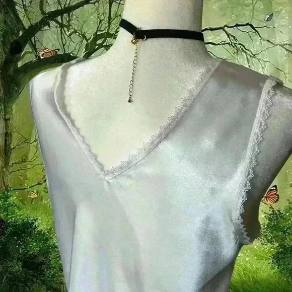 Coquette Satin White Floral Cami - Picture 6 of 10